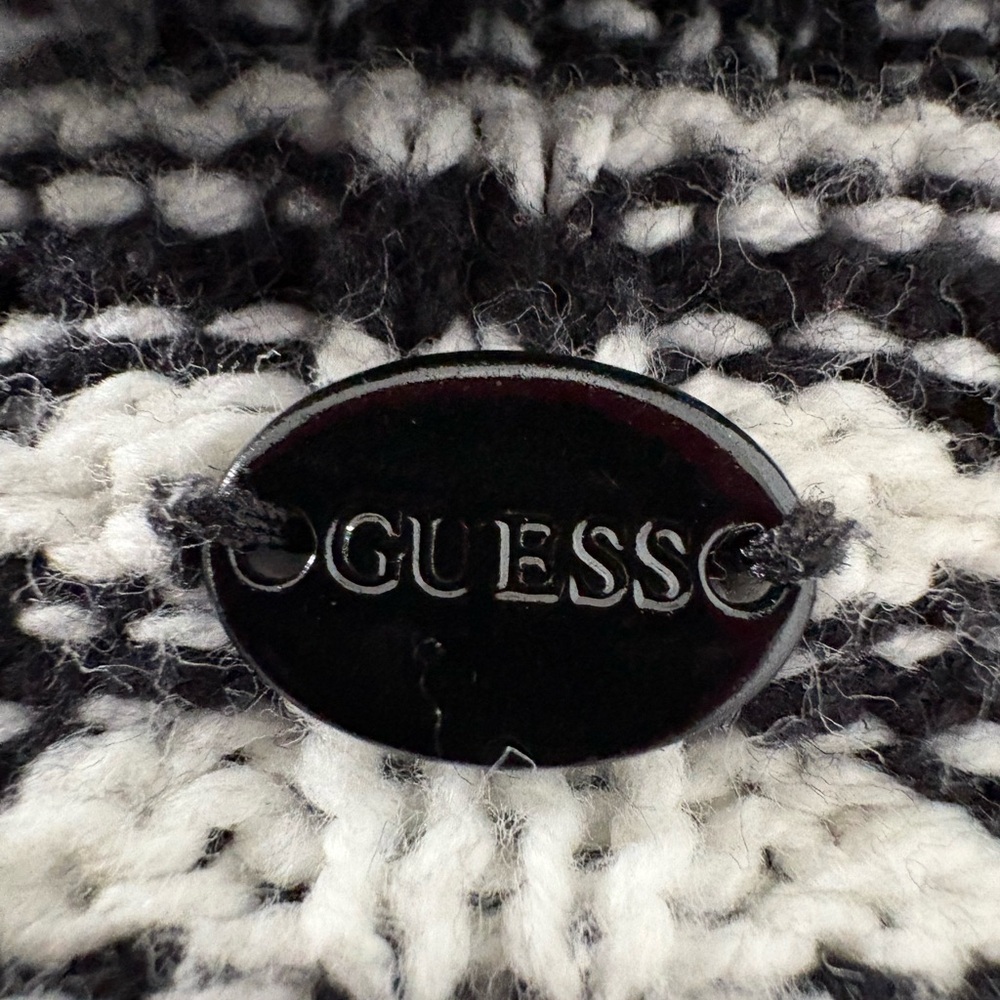 Guess Black and White Cowl Neck Sweater SZ: US M - Picture 7 of 7